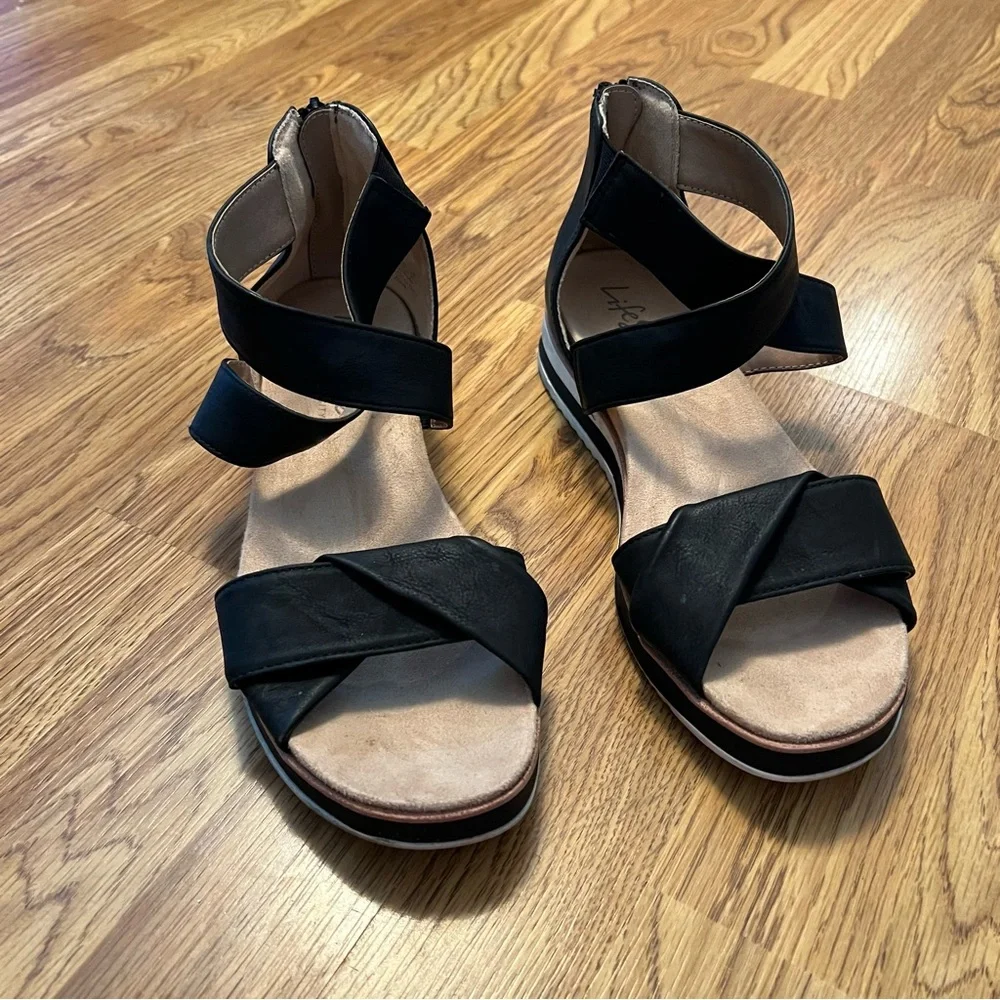 Life Stride Black and Tan Sandals - Picture 3 of 11